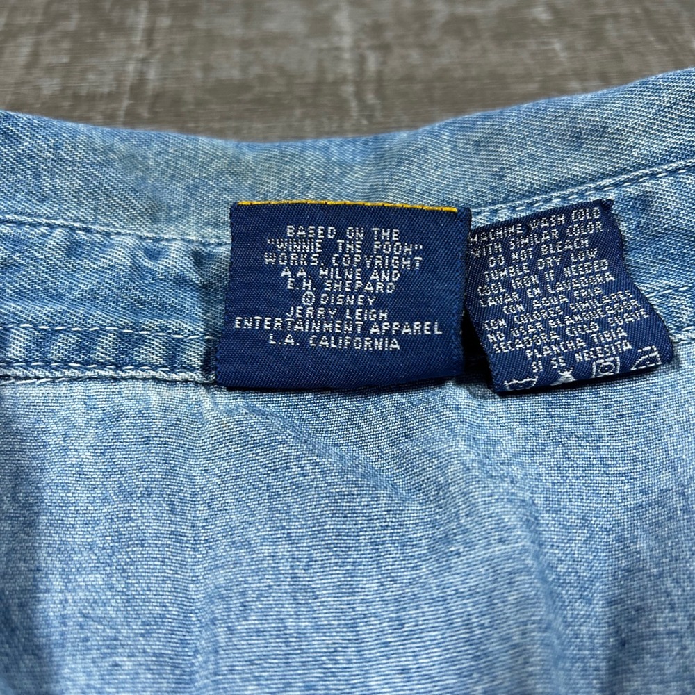VTG Y2k Disney Winnie the Pooh Denim Sleeveless Shirt Top Woman 26 28W Blue - Picture 5 of 7